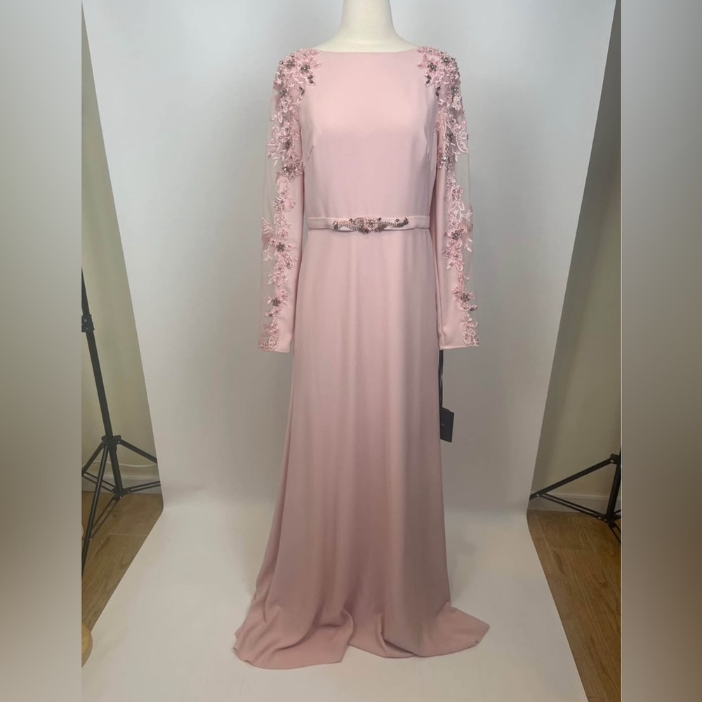 Elegant Pink Lace Evening Gown Size 10 NWT